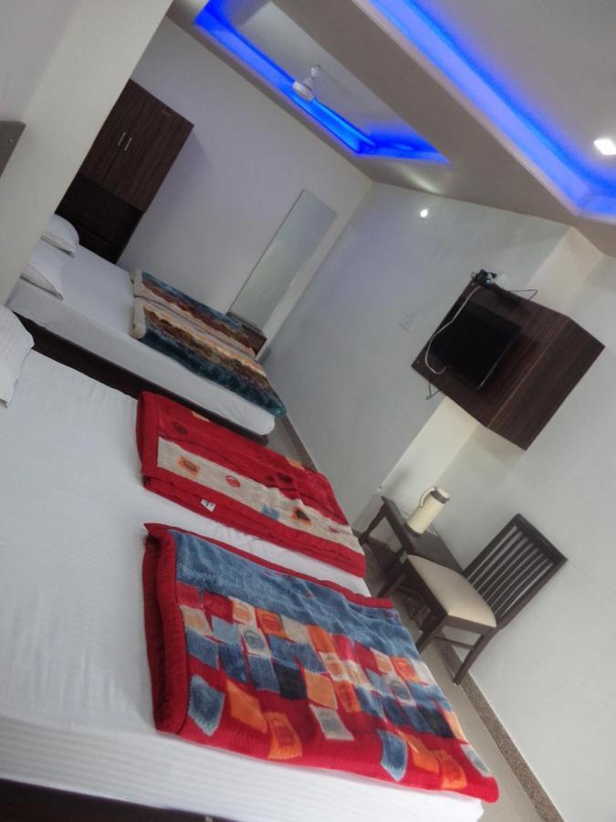 Hotel Dimple Mount Abu Exterior photo